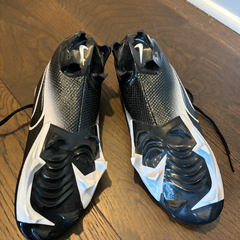 Cleats - image 2